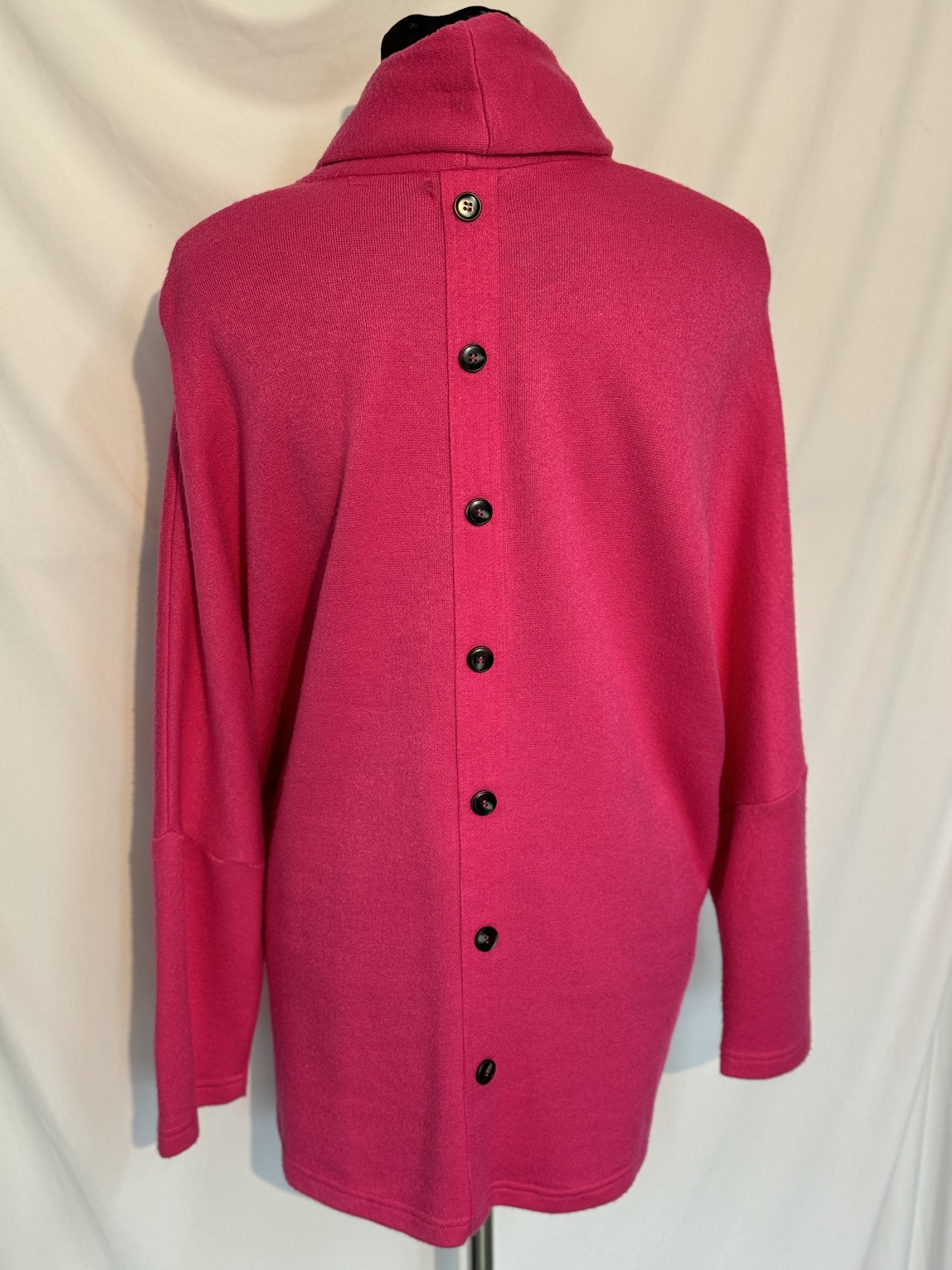 Button Back Loose Turtleneck Sweater