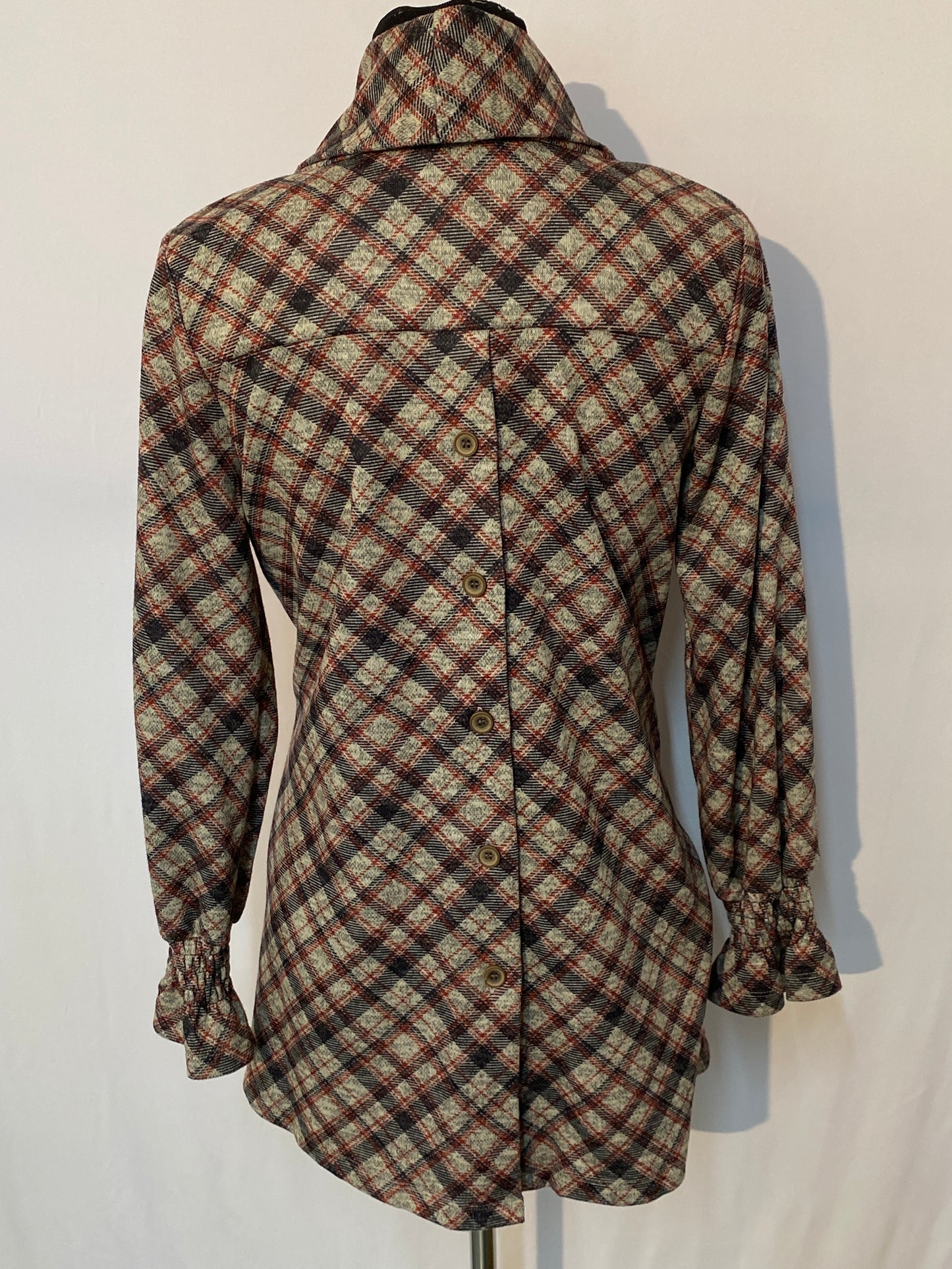 Button Back Loose Turtleneck Sweater