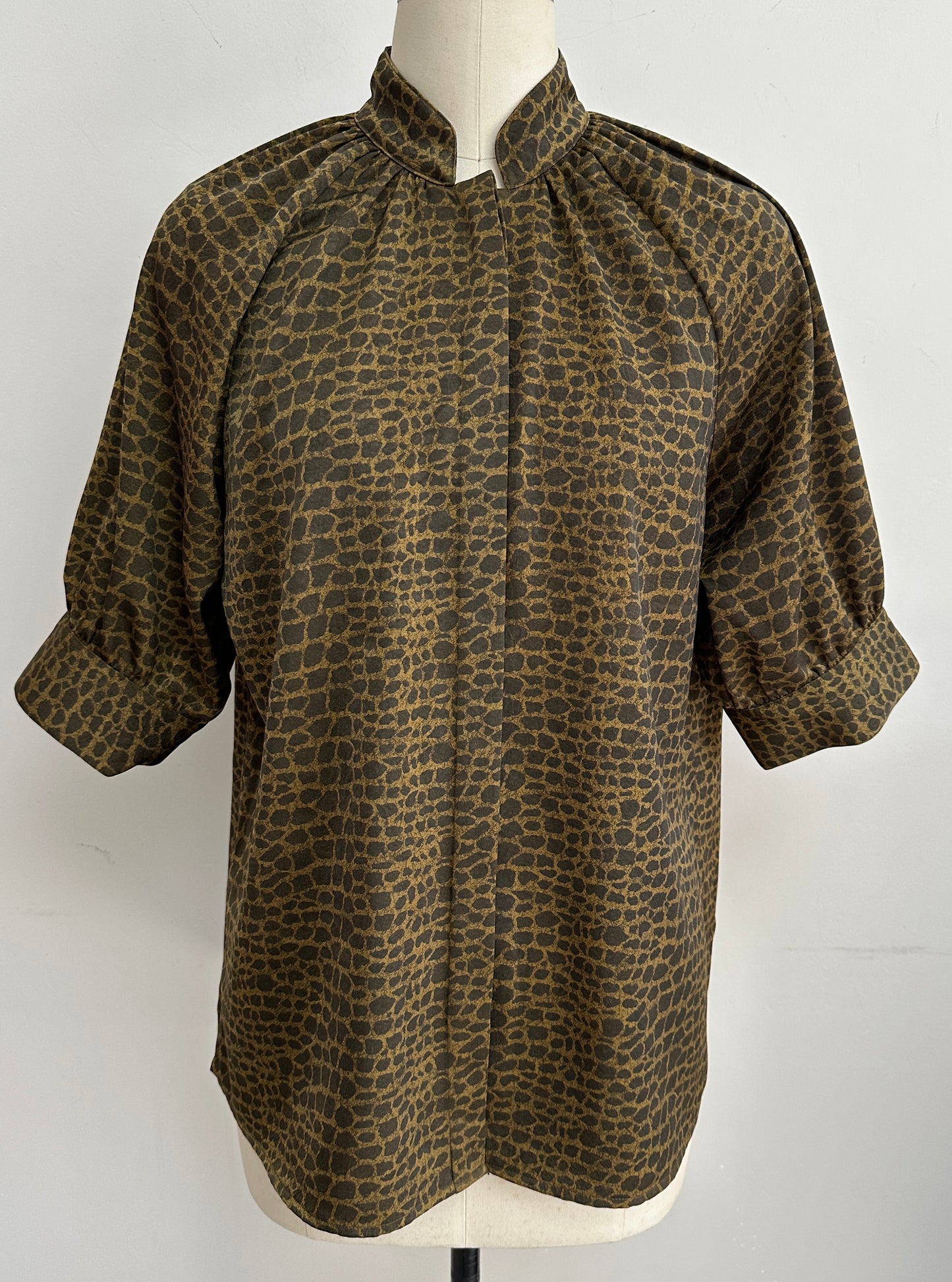 ANIMAL PRINT BLOUSE STYLE 4401138