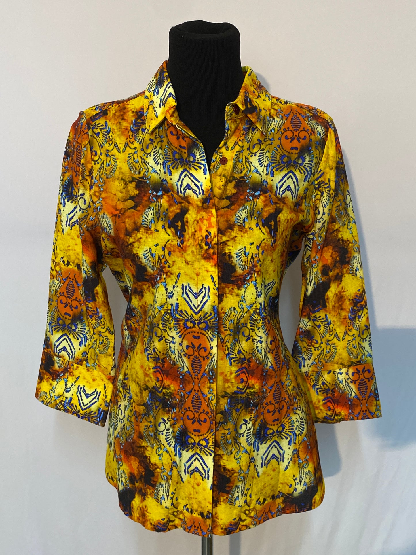 Printed Blouse with Pleat Back